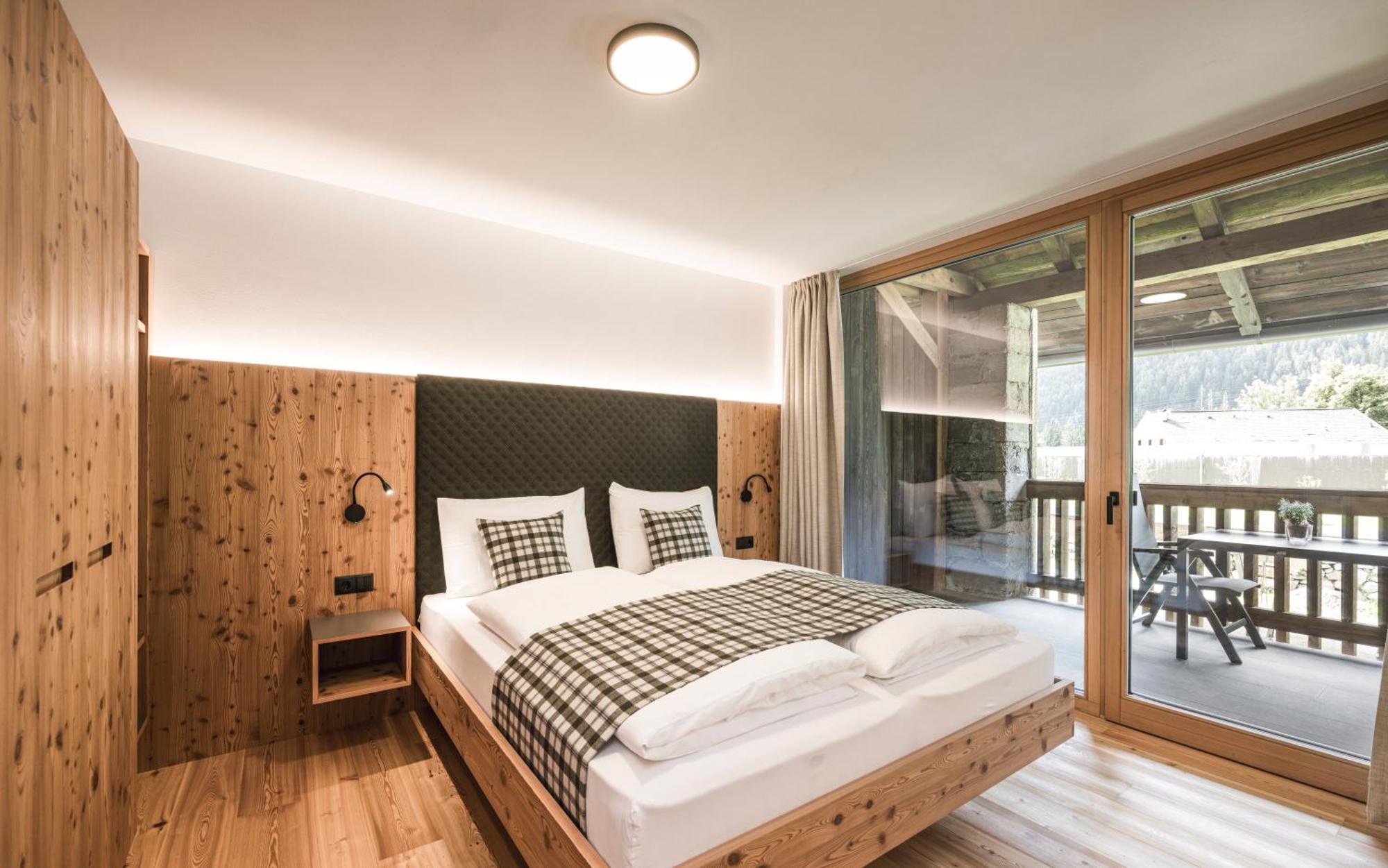 Hotel Lener Campo di Trens Ngoại thất bức ảnh