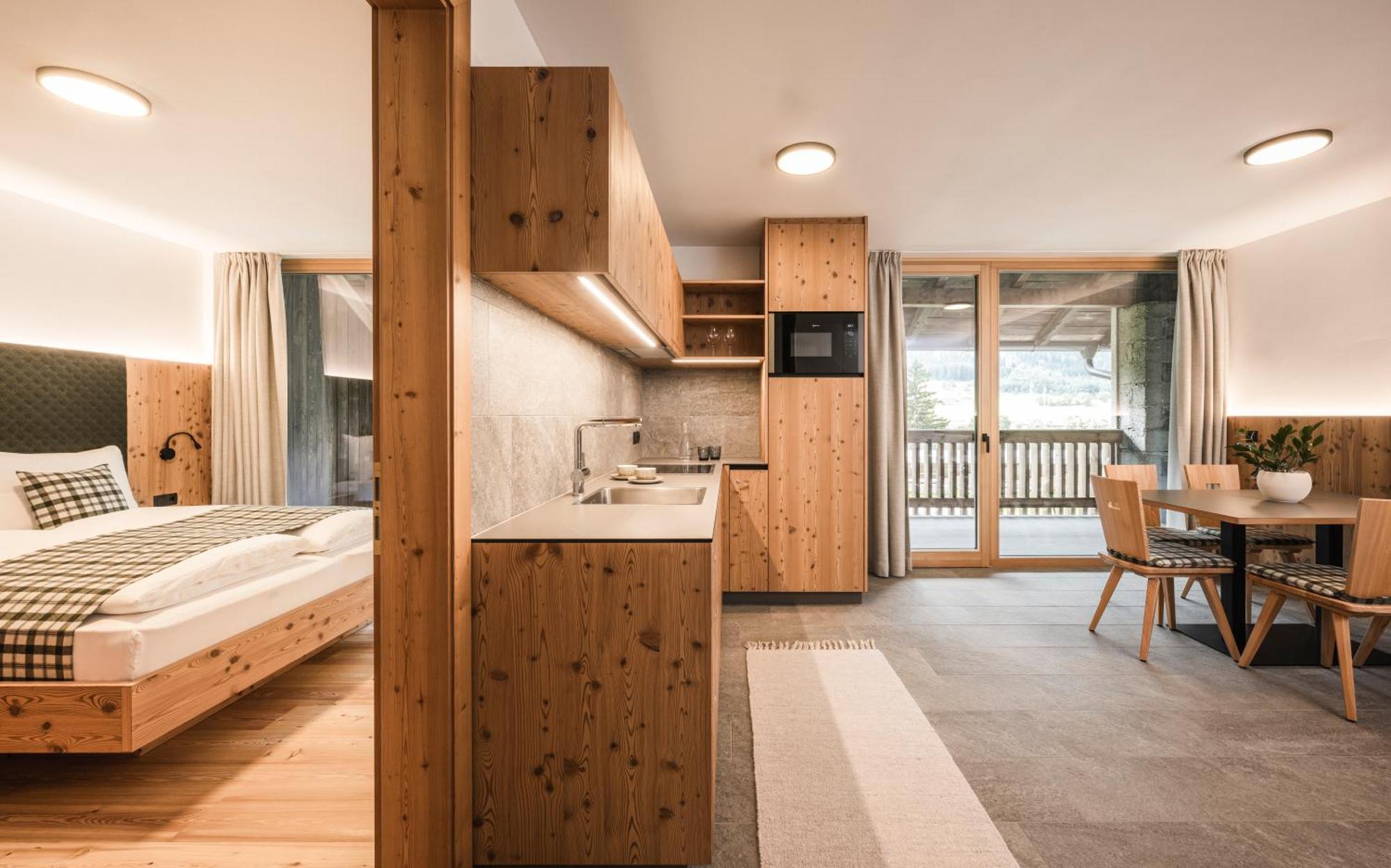 Hotel Lener Campo di Trens Ngoại thất bức ảnh