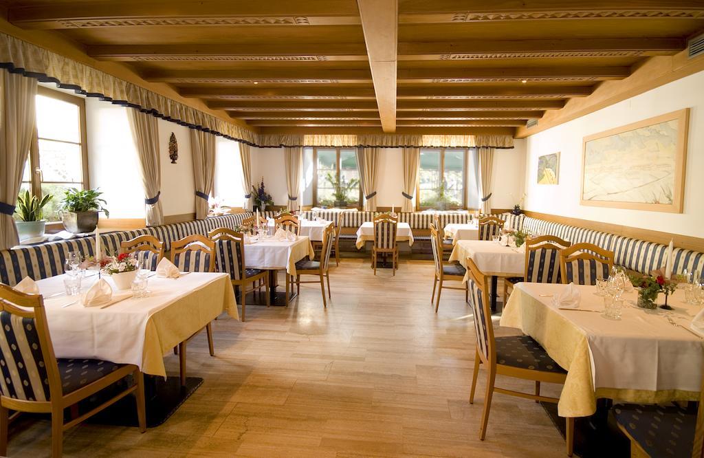 Hotel Lener Campo di Trens Ngoại thất bức ảnh